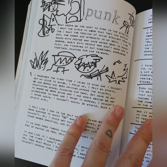 💥 3 for $15! The Encyclopedia of Doris - Picture 4 of 7